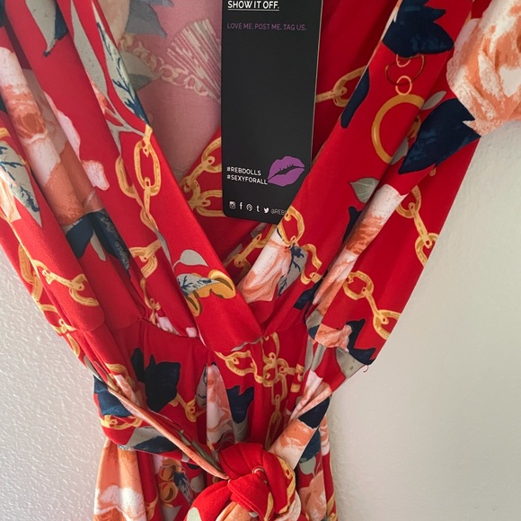 RebDolls Red Floral Skater Dress NWT size M - Picture 4 of 5